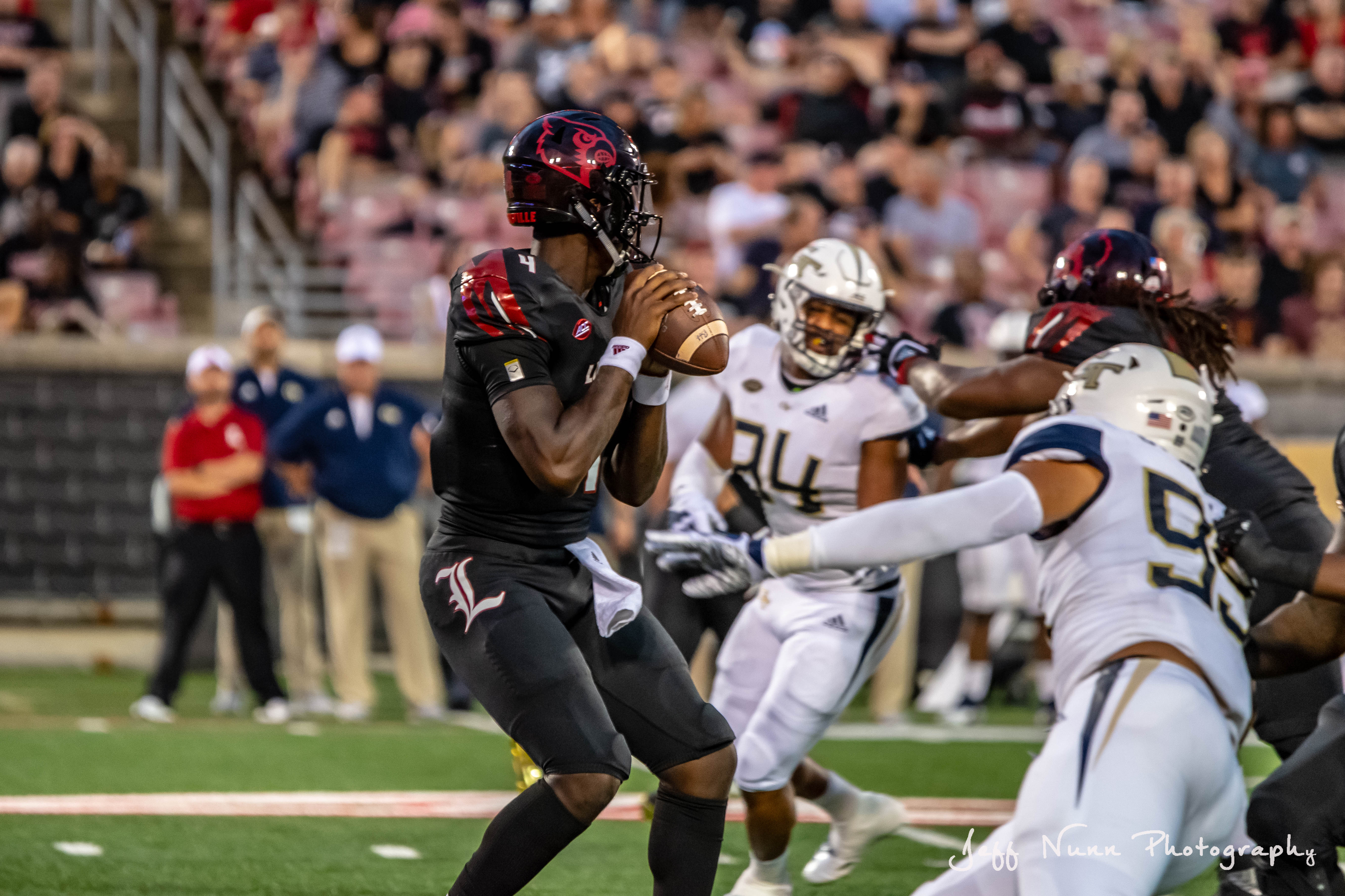 Photo Gallery Louisville vs Tech Cardinal Sports Zone